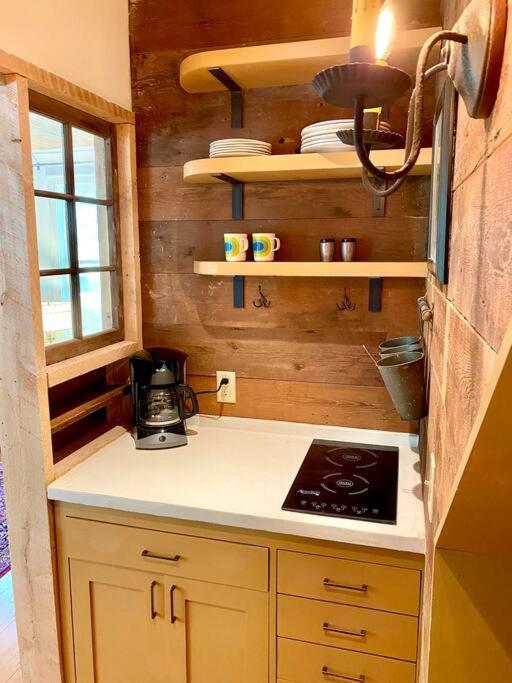 The Farmhouse Suite At Barn & Bike Red Hook Extérieur photo